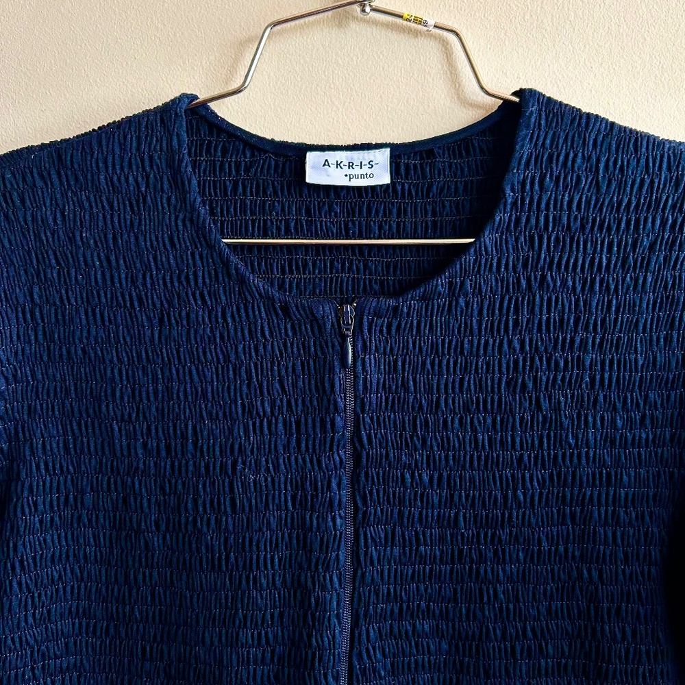 Akris Punto Smocked short sleeve top